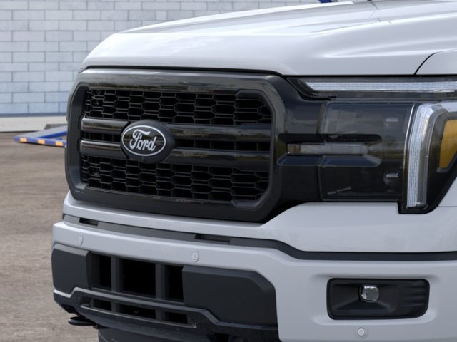 2026 Ford F-150 Lariat — photo 18 of 52