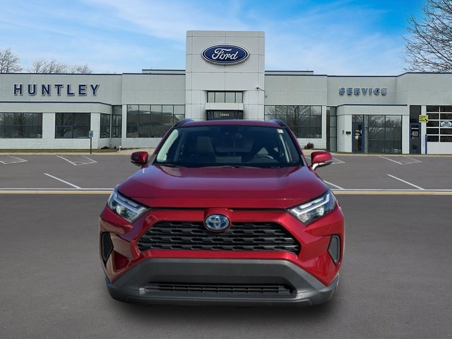 2024 Toyota RAV4 Hybrid XLE — photo 3 of 29