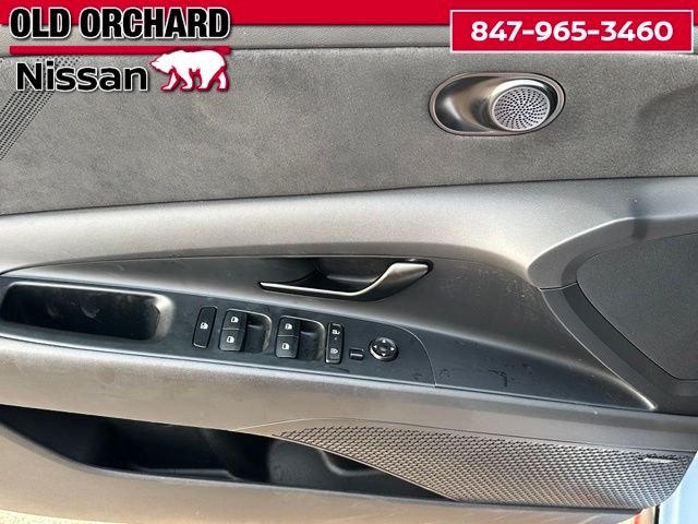2024 Hyundai Elantra N Base — photo 10 of 24