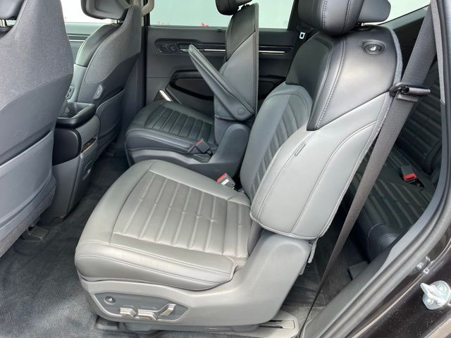 2024 Kia EV9 Land — photo 18 of 45