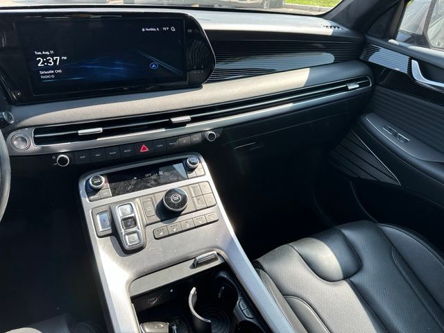 2024 Hyundai Palisade Calligraphy — photo 22 of 40