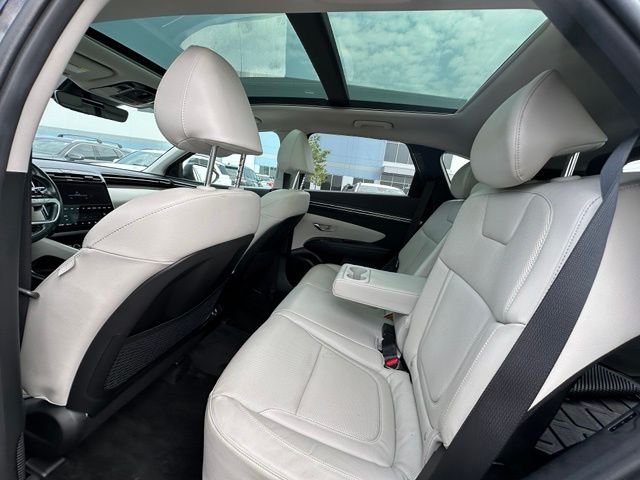 2023 Hyundai Tucson Hybrid Limited — photo 15 of 36