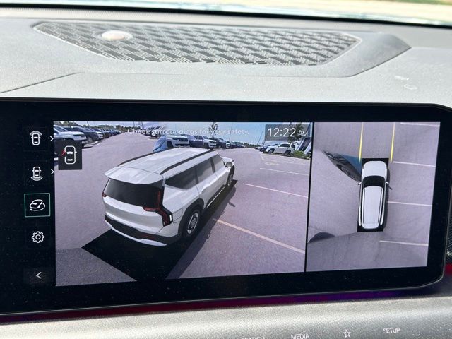 2024 Kia EV9 GT-Line — photo 32 of 44