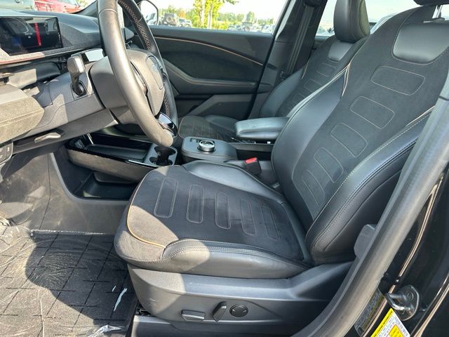 2022 Ford Mustang Mach-E GT — photo 20 of 36