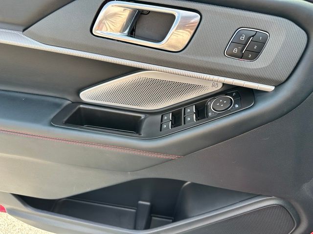 2026 Ford Explorer ST — photo 23 of 33