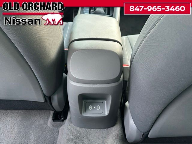 2025 Hyundai Elantra Hybrid SEL Sport — photo 12 of 21