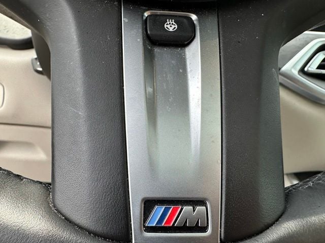 2022 BMW X5 xDrive45e — photo 30 of 46
