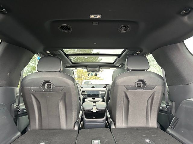 2025 Lincoln Navigator L Reserve — photo 13 of 41