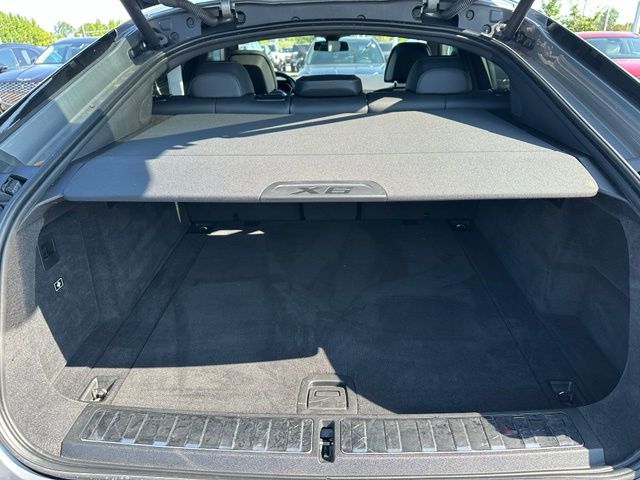 2025 BMW X6 xDrive40i — photo 8 of 29