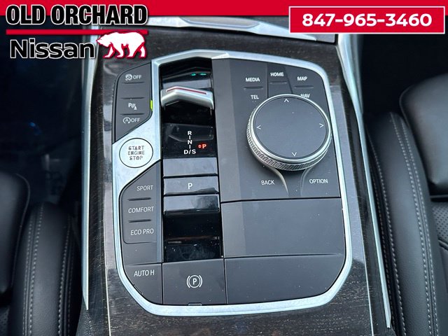 2024 BMW 3 Series 330i xDrive — photo 19 of 23
