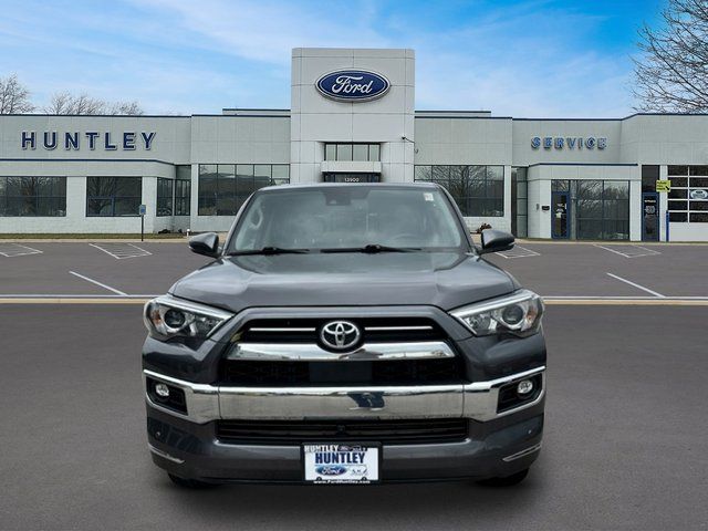 2022 Toyota 4Runner Limited — photo 3 of 31