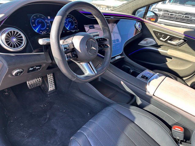 2023 Mercedes-Benz EQS 580 — photo 21 of 31