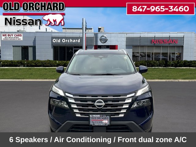 2024 Nissan Rogue SV — photo 2 of 22