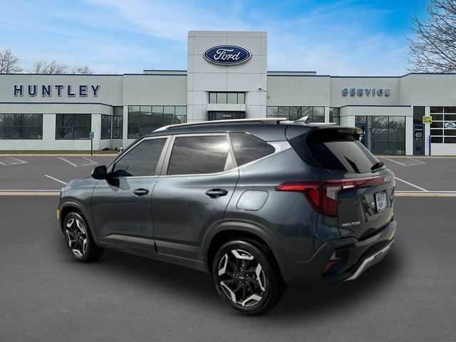2025 Kia Seltos SX — photo 6 of 25