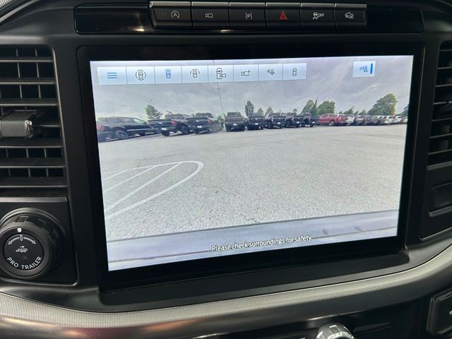 2023 Ford F-150 Raptor — photo 27 of 33
