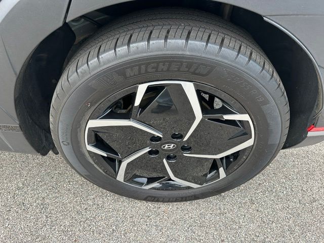 2024 Hyundai IONIQ 5 SEL — photo 8 of 29