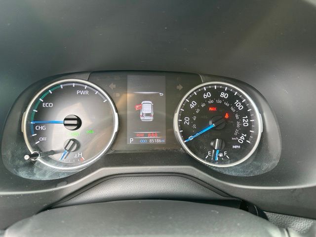 2022 Toyota RAV4 Hybrid XLE — photo 28 of 28