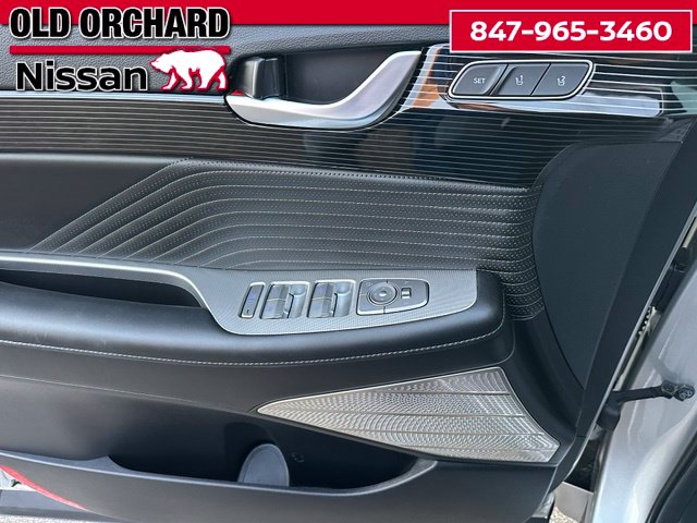 2025 Hyundai Palisade Calligraphy — photo 10 of 24