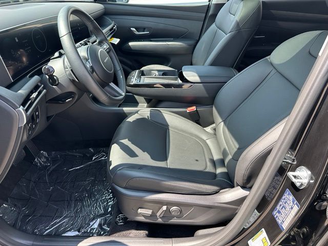 2025 Hyundai Tucson Hybrid SEL Convenience — photo 22 of 35