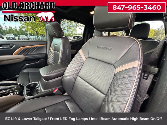 2023 GMC Canyon Denali — photo 13 of 25