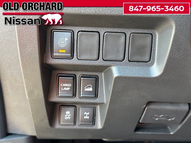 2025 Nissan Frontier PRO-4X — photo 10 of 22