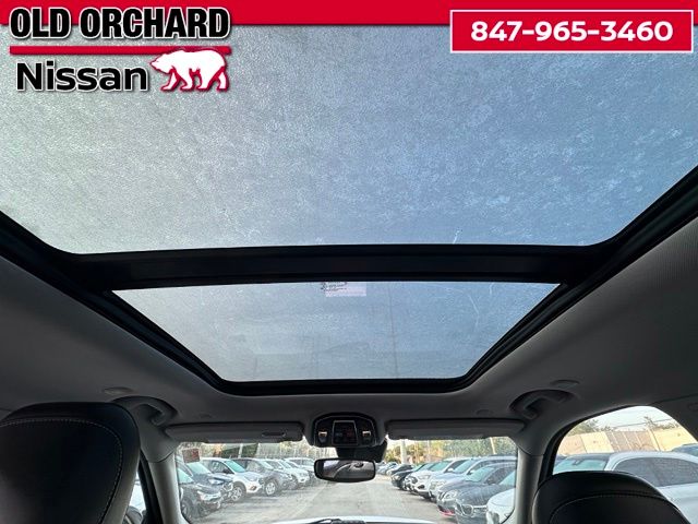 2022 Jeep Grand Cherokee 4xe — photo 16 of 24