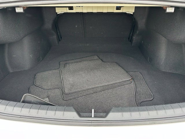 2025 Kia K5 GT — photo 12 of 41