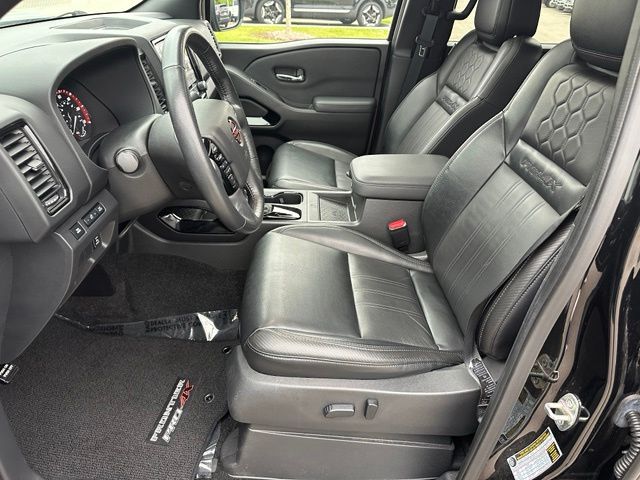 2022 Nissan Frontier PRO-4X — photo 38 of 49