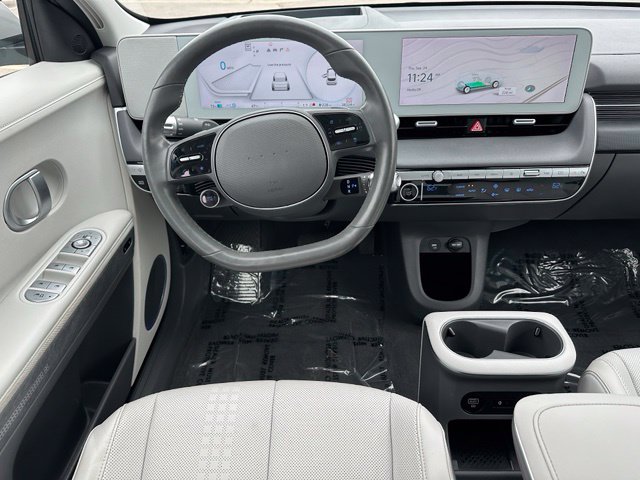 2022 Hyundai IONIQ 5 Limited — photo 19 of 41
