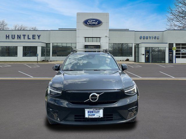 2023 Volvo XC40 Recharge Pure Electric Ultimate — photo 3 of 26