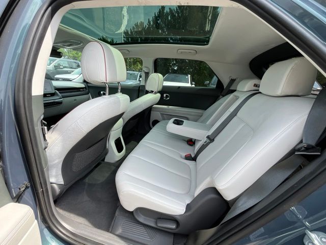 2023 Hyundai IONIQ 5 Limited — photo 15 of 35