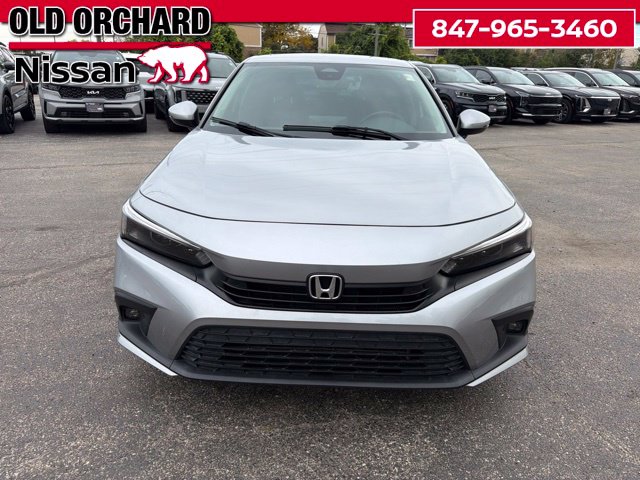 2022 Honda Civic Touring — photo 2 of 16