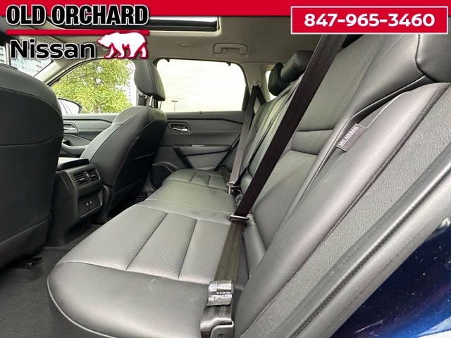 2024 Nissan Rogue SV — photo 15 of 22