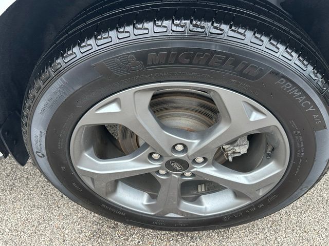 2023 Ford Escape ST-Line Select — photo 8 of 30