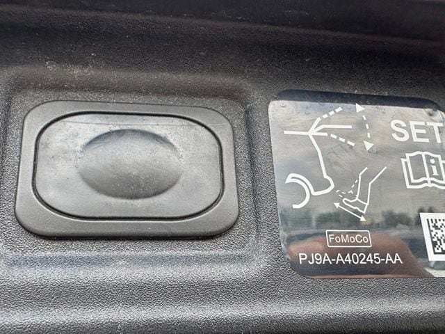 2023 Ford Mustang Mach-E Premium — photo 14 of 34