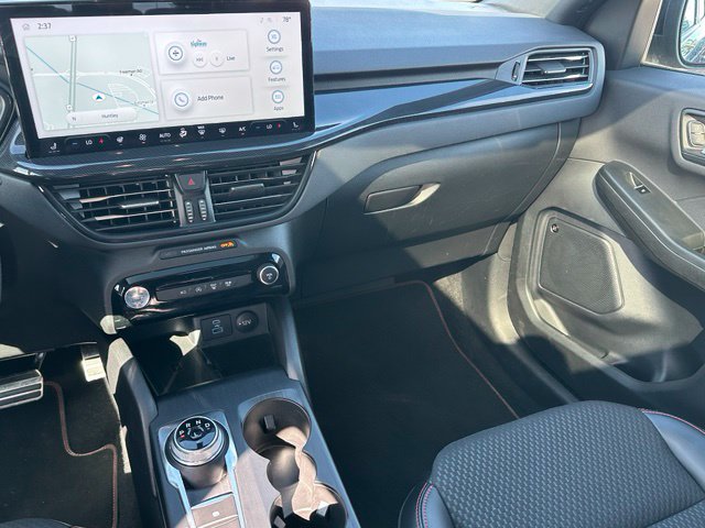 2023 Ford Escape ST-Line Select — photo 17 of 33