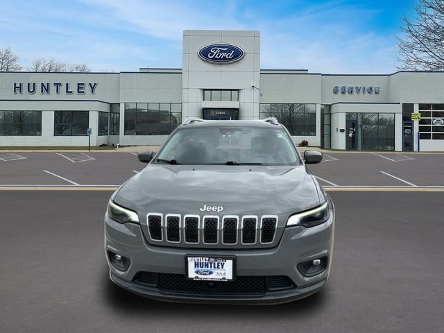 2020 Jeep Cherokee Latitude Plus — photo 3 of 23