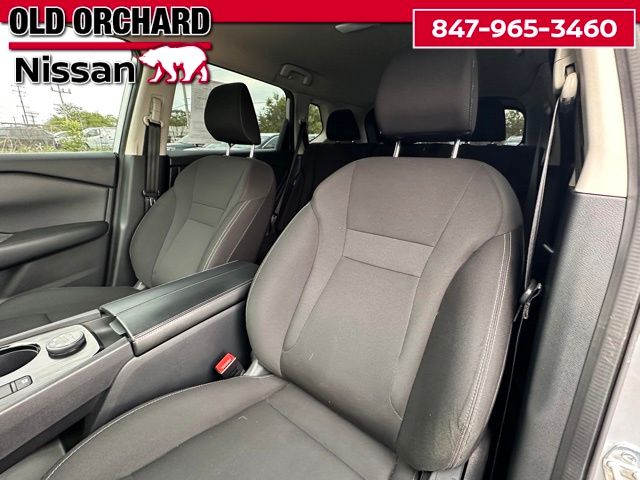 2025 Nissan Rogue S — photo 11 of 21