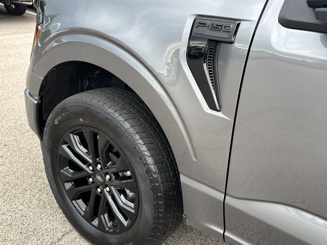 2024 Ford F-150 XLT — photo 9 of 33