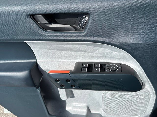 2024 Ford Maverick XLT — photo 19 of 28