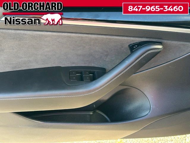2021 Tesla Model 3 Standard Range Plus — photo 8 of 22