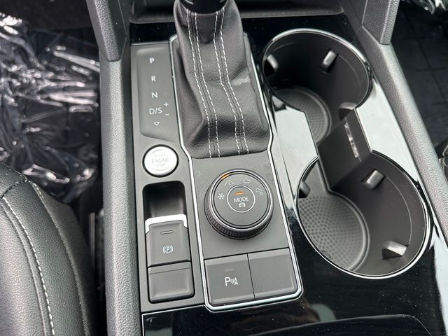 2023 Volkswagen Atlas SEL — photo 25 of 34