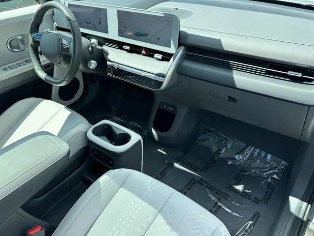 2024 Hyundai IONIQ 5 Limited — photo 10 of 38