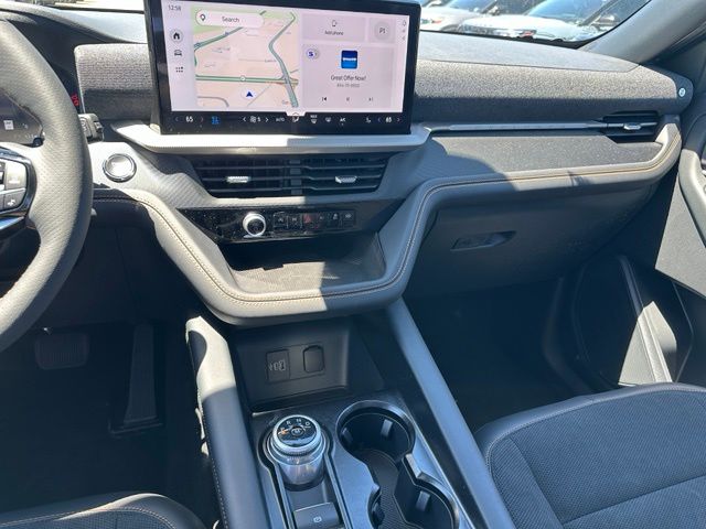 2026 Ford Explorer Tremor — photo 20 of 38