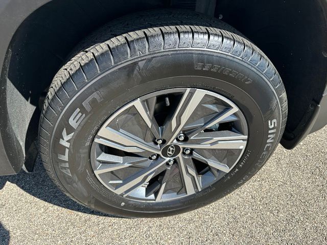 2024 Hyundai Tucson Hybrid Blue — photo 8 of 28