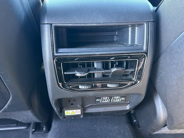 2024 Jeep Grand Cherokee Altitude X — photo 15 of 23