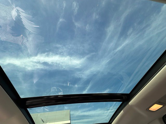 2021 Subaru Ascent Touring — photo 16 of 35