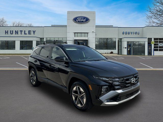 2025 Hyundai Tucson Hybrid SEL Convenience — photo 4 of 35
