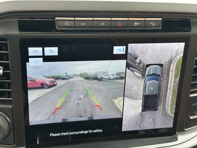 2023 Ford F-150 Platinum — photo 30 of 32