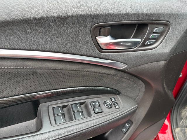 2020 Acura MDX Technology & A-Spec Packages — photo 13 of 26